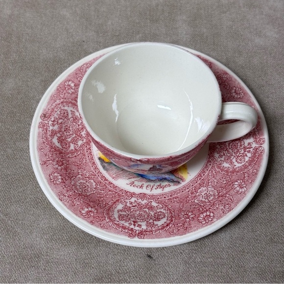 Rock of Ages Carisbad Caverns By Vernon Kilns U.S.A.-Cup & Saucer - Picture 2 of 7
